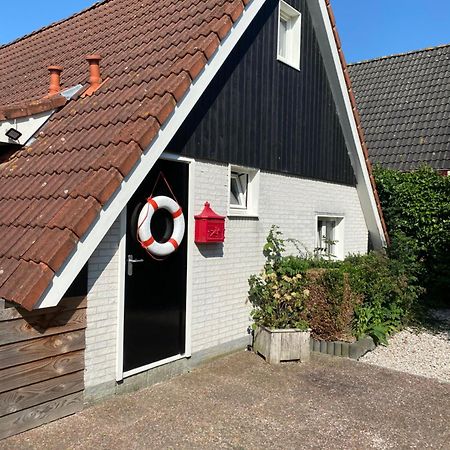 De Lauwersmeer Vogel Mit Eingezaeuntem Garten Anjum 外观 照片