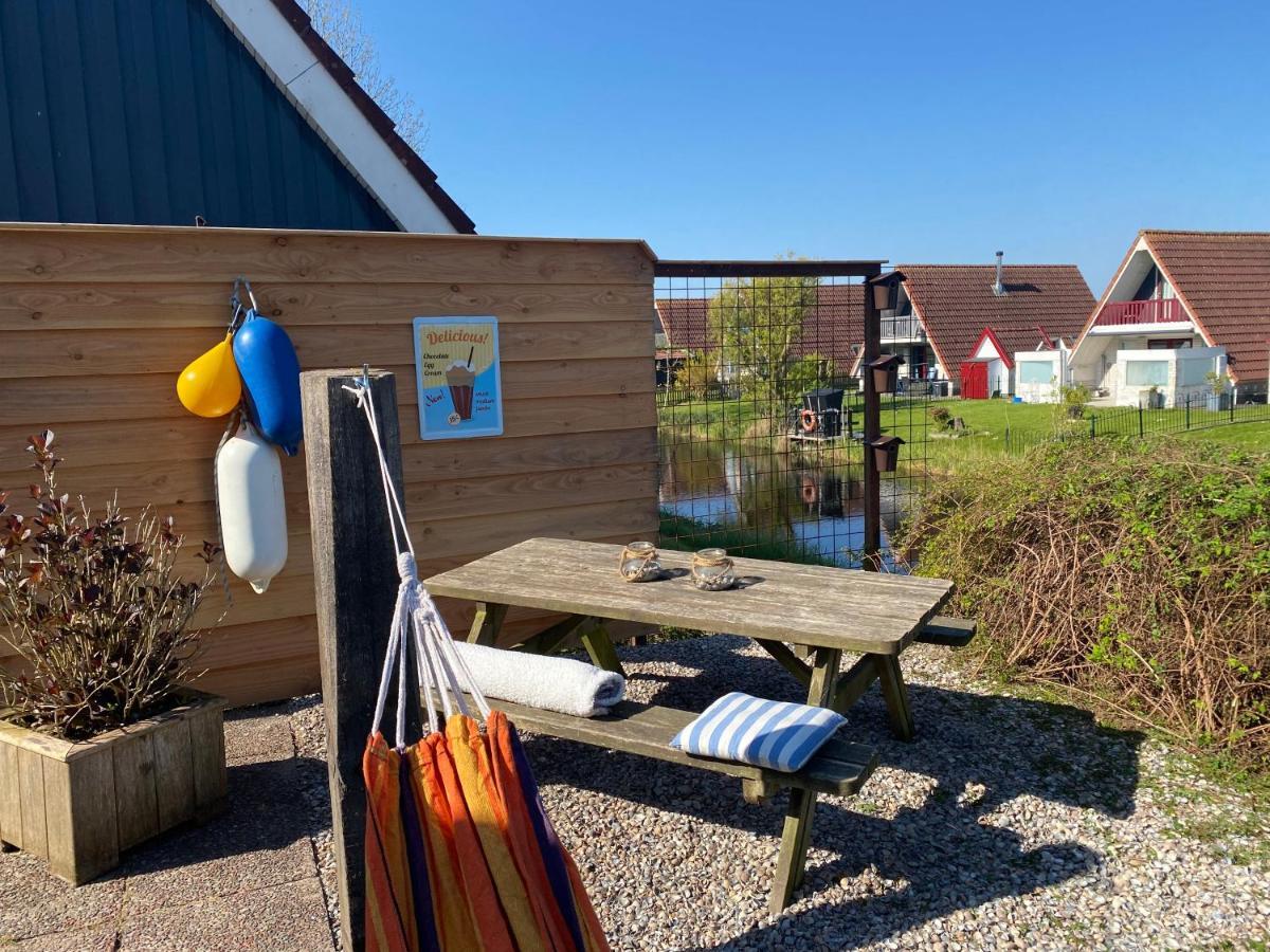 De Lauwersmeer Vogel Mit Eingezaeuntem Garten Anjum 外观 照片